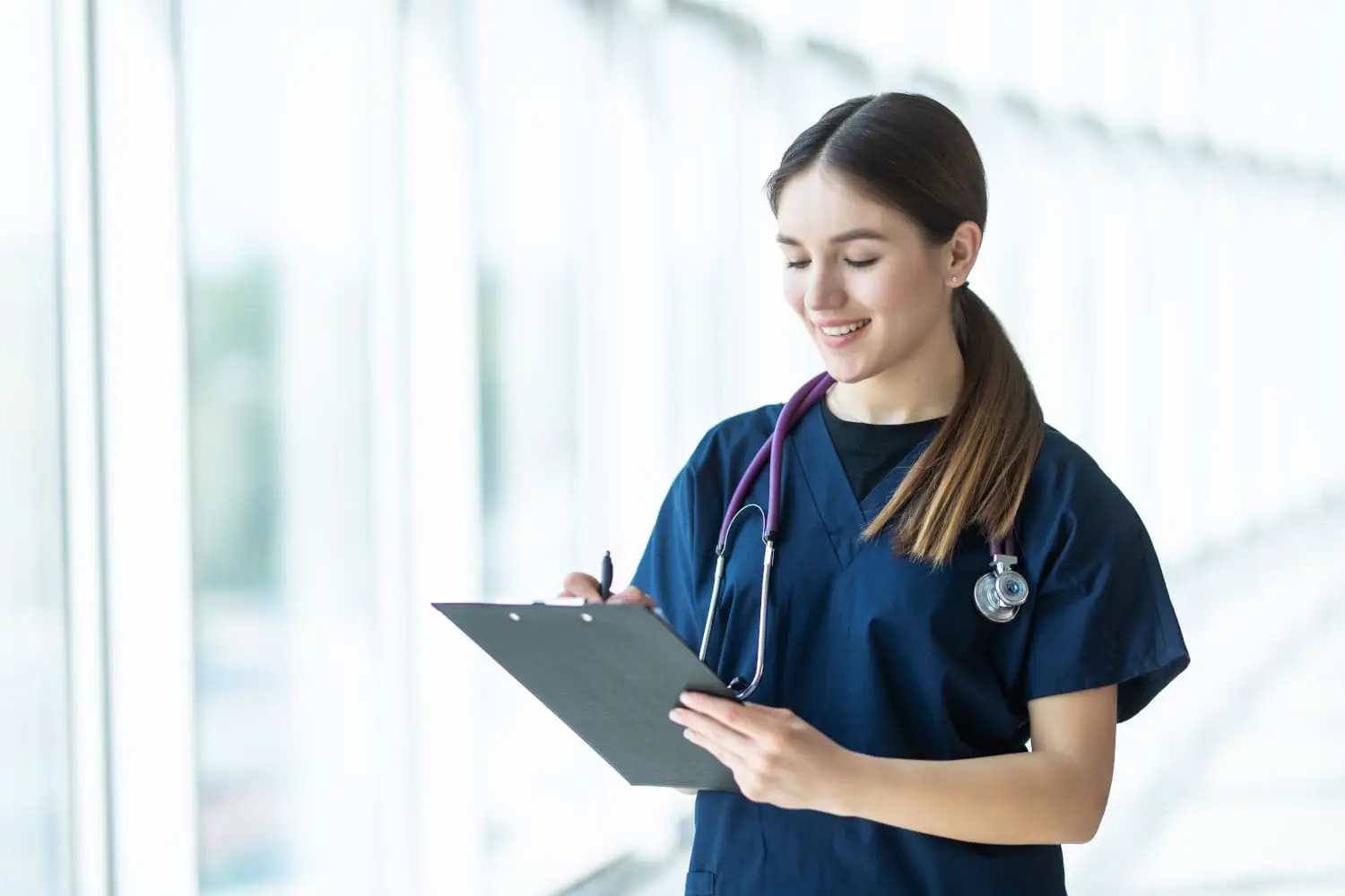 Master in Auxiliary Care in Nursing